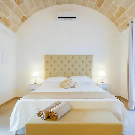 Tenuta Dorolivo Couette-café Otrante