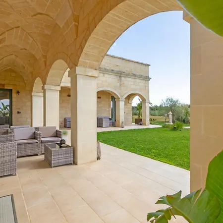 Tenuta Dorolivo 4* Отранто
